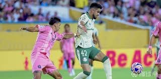 懂球帝12周年120大瞬间小组赛结果：梅西6次上榜，C罗4次武磊3次