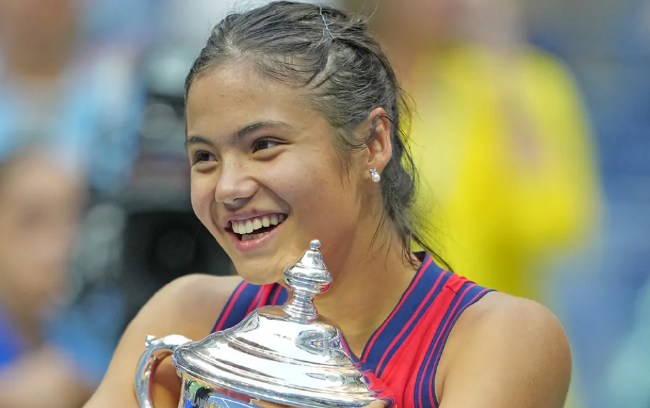 吸引着球迷 吸引着球迷