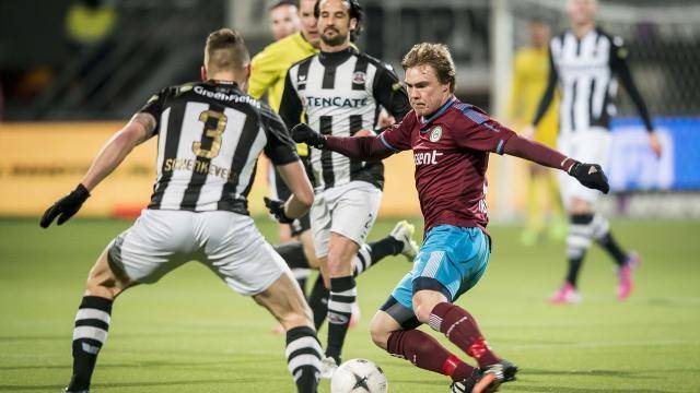 他还不是那 他还不是那