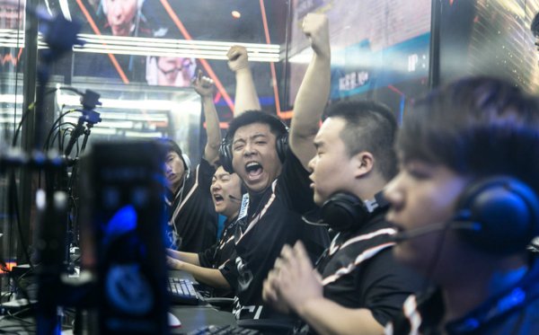 括本地居民 括本地居民