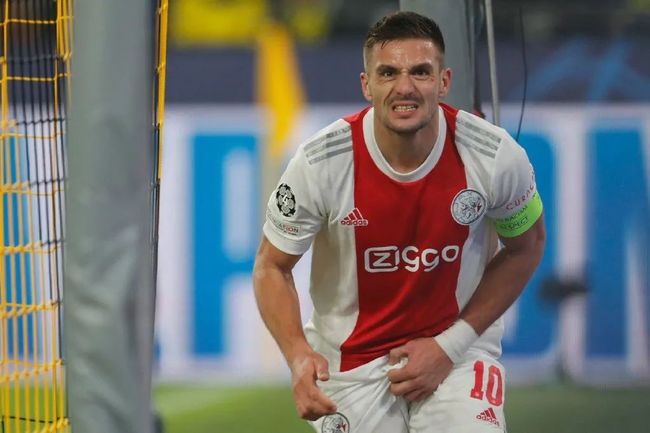 屡屡突破拜 屡屡突破拜