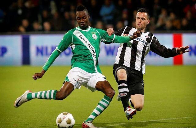 的步伐和 的步伐和